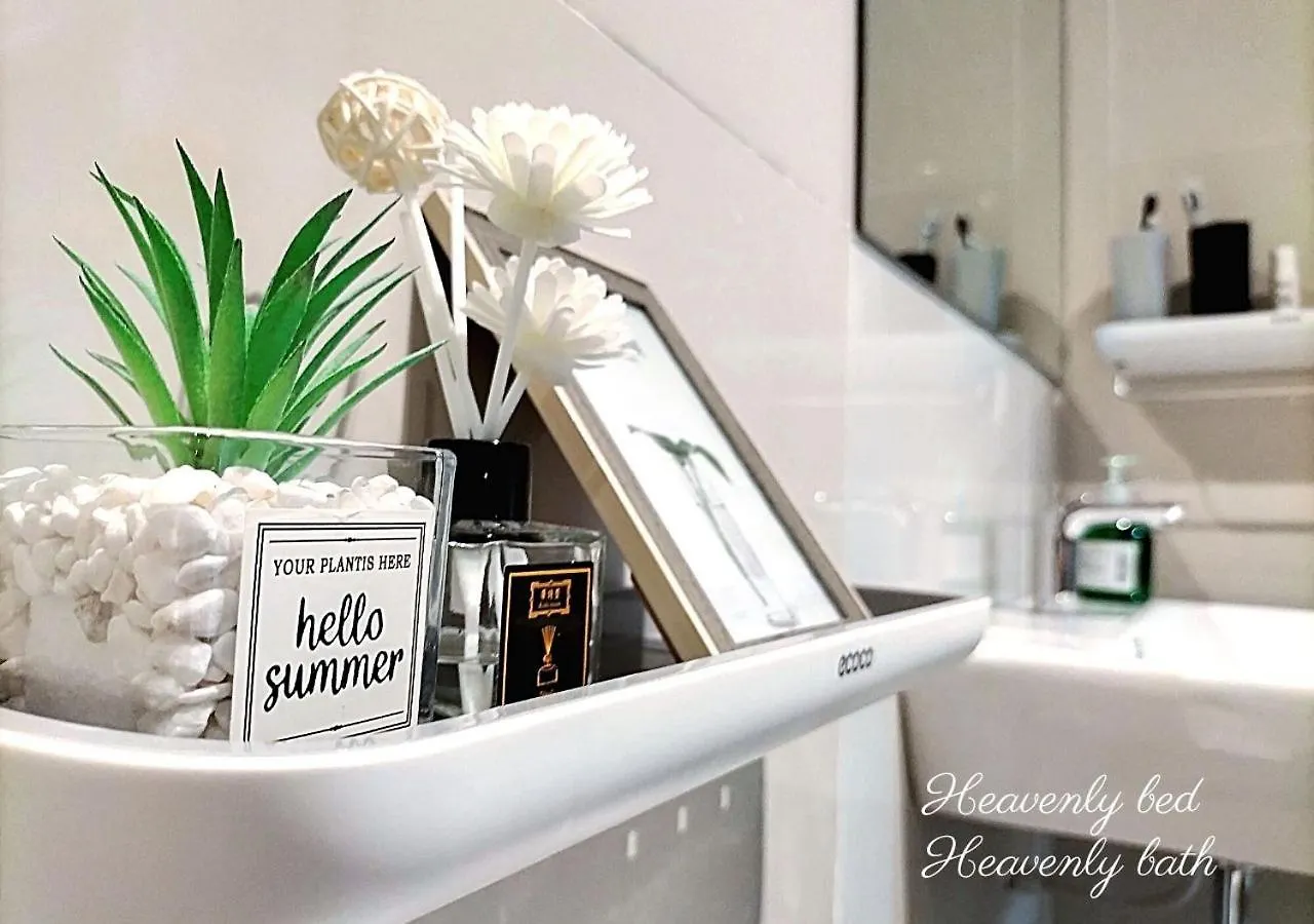 Apartment Modern Designer Suite At Continew, Trx Klcc View, Next To Ikea Kuala Lumpur