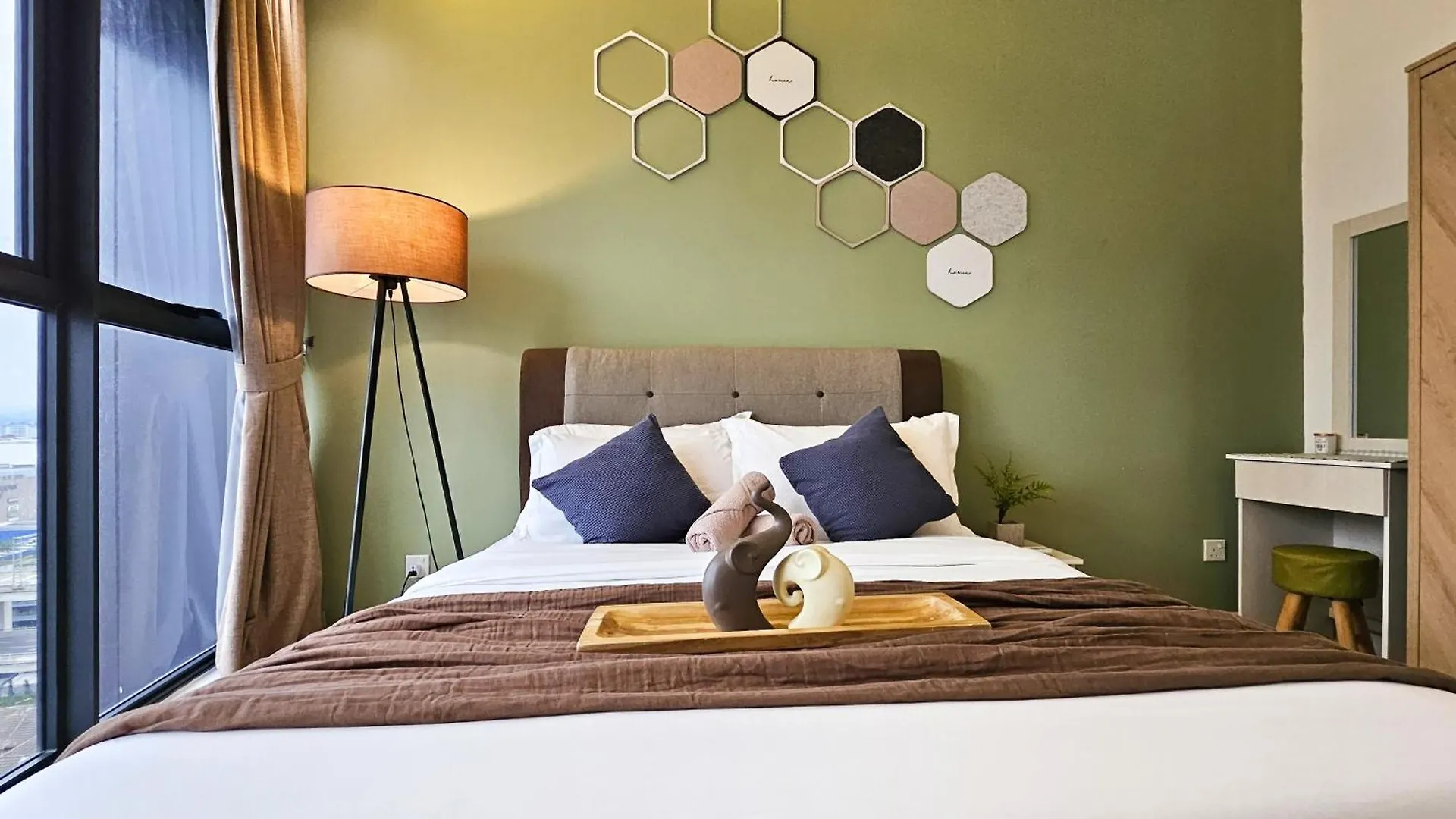 Modern Designer Suite At Continew, Trx Klcc View, Next To Ikea Kuala Lumpur Apartment